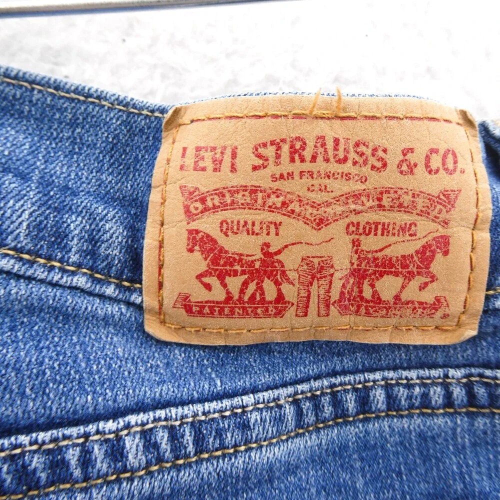 Levis womens jeans